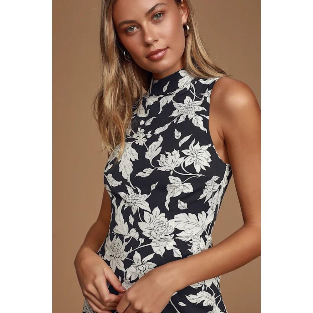 LULUS Dress - Picture 3 of 9